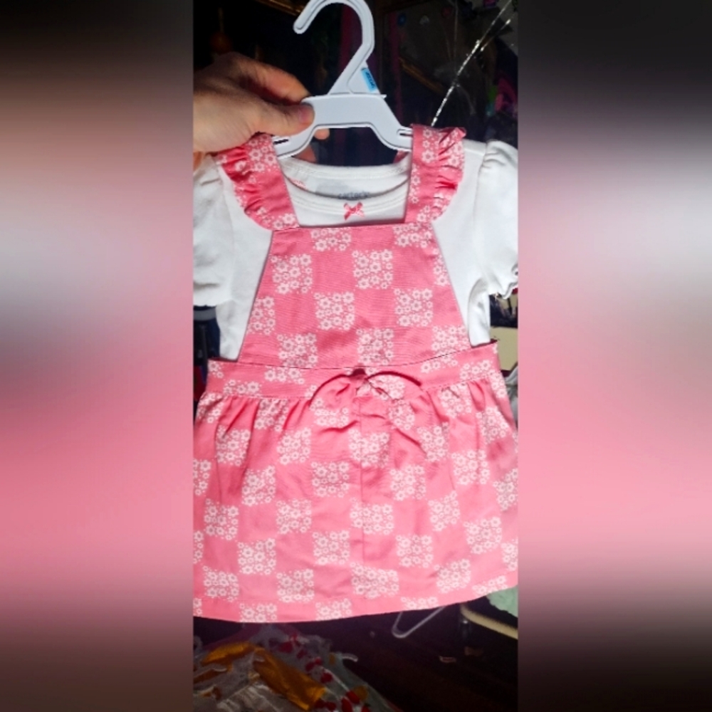 Carter's outfit